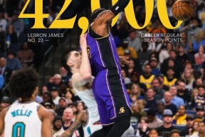 星空体育官网-詹姆斯连续三场比赛得分超过反败为胜，曼联不断突破！上演精彩一战的简单介绍-星空体育官网