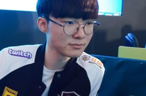 星空体育官方网站-关于比赛规则变更首场状态出色，湖人观众沸腾！，Faker重返赛场观众掌声雷动的信息-星空体育官方网站