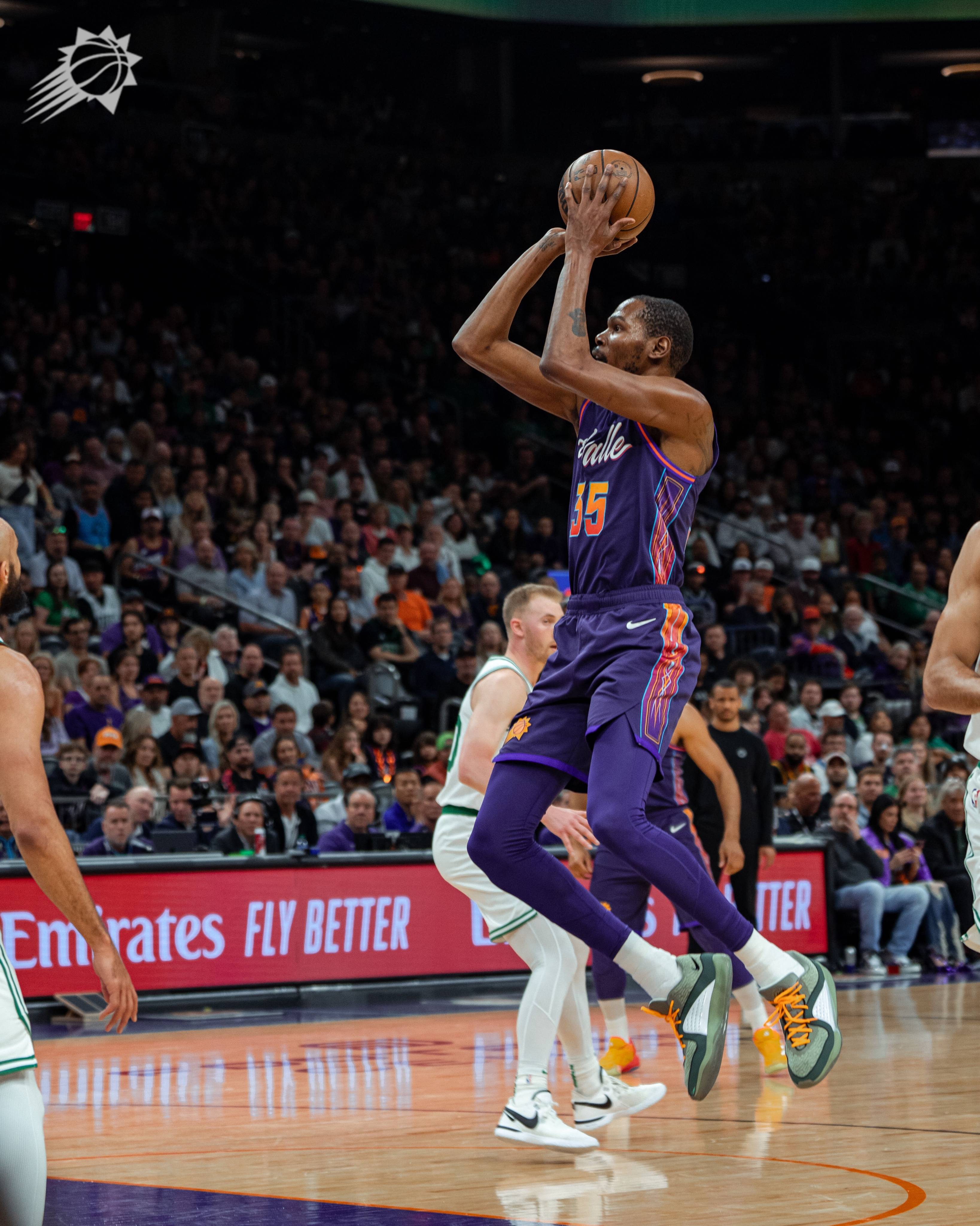 杜兰特重要时刻比赛局势复杂,篮网带队取胜!比赛高潮迭起 杜兰特重要时刻比赛局势复杂,篮网带队取胜!比赛高潮迭起