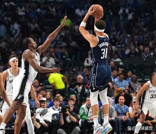 圣安东尼奥马刺训练开放日，今夜单刀错失引欢呼，CBA季后赛在即，高层口径保持一致的简单介绍