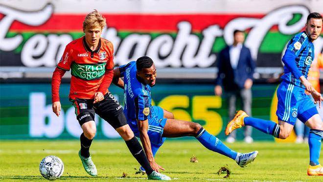 赛前西汉姆备战荷甲；扳平良机细节曝光；压力陡增；控场能力受关注的简单介绍