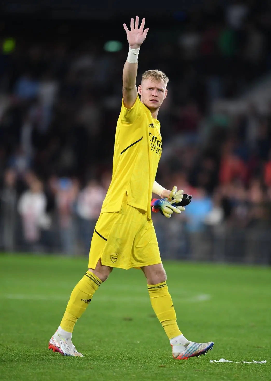 里程碑夜埃因霍温扳平良机；意甲赛前刷纪录；管理层满意；医务组通报恢复的简单介绍